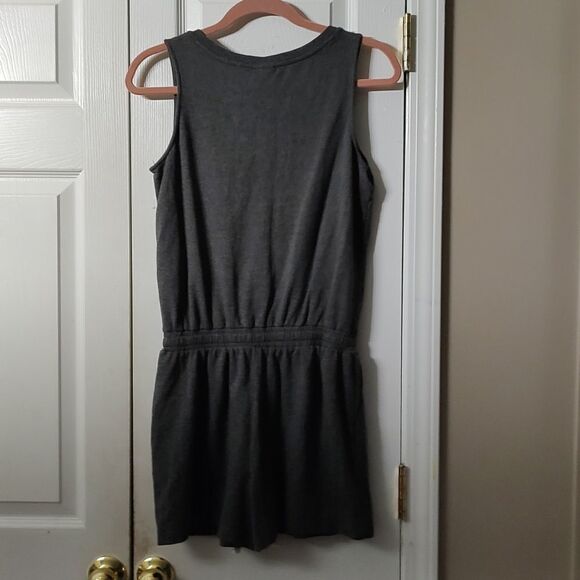 Gray soft short Romper Sz S - Picture 4 of 5